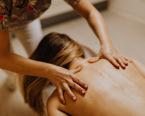 Foreign Therapists at Best Luxury Body Spa