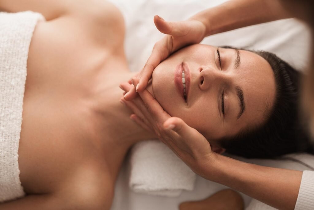 Discover the Best Private Massage Centers in Dwarka: A Luxurious Escape into Tranquility